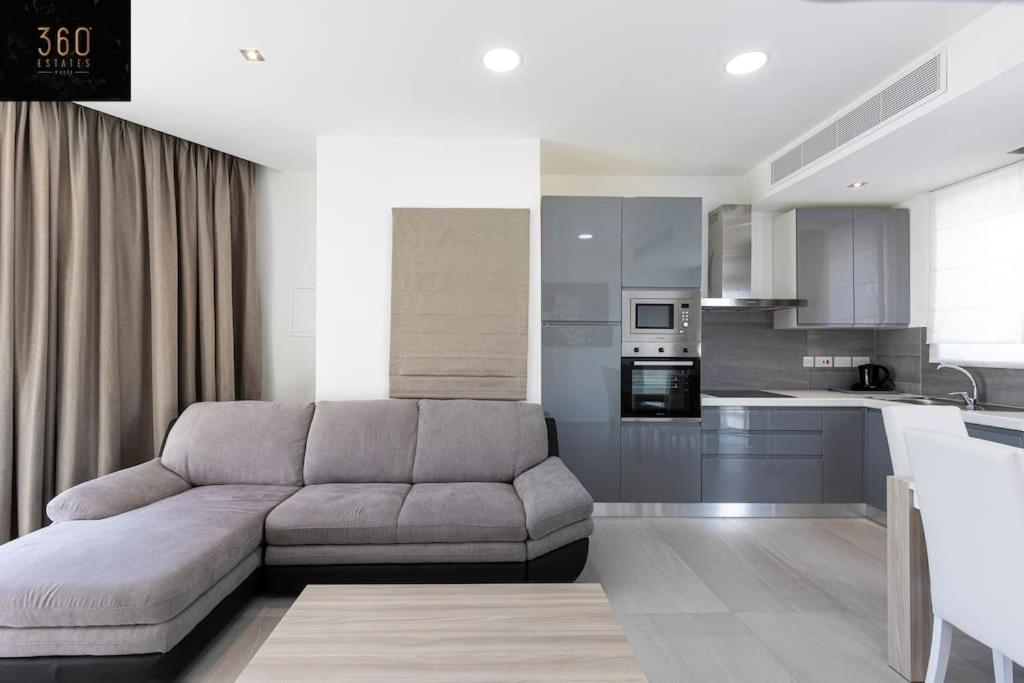 Prime Location - Living Suites - Swieqi By 360 Estates Is-Swieqi Esterno foto